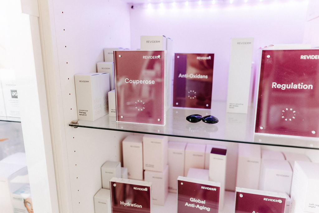 REVIDERM Produktauswahl im Studio Mirabilis Beauty